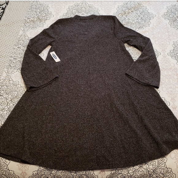 🚫sold🚫NWT bell sleeve sweater dress. Size M - Picture 4 of 4